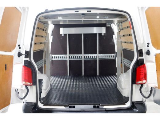 Volkswagen Transporter T6.1 2.0 TDI 110pk Lang 2x Schuifdeur/Airco/Navi 12-2022 ActivLease financial lease