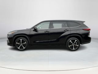 Toyota highlander 2.5 AWD Hybrid Premium | 7 persoons | Stoelverwarming- en koeling | Lederen bekleding