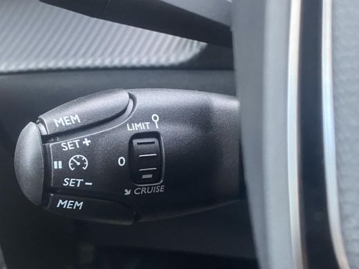 Peugeot 208 1.2 PureTech 100PK Allure ActivLease financial lease