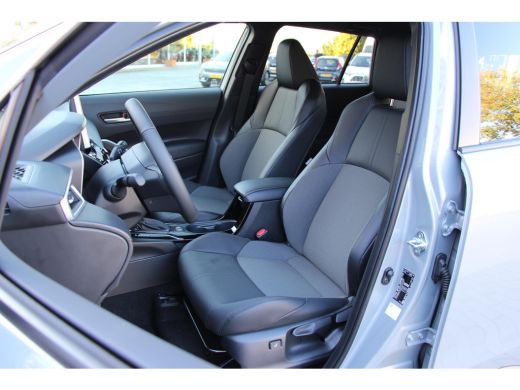 Toyota Corolla Cross Hybrid 140 Style **PREMIUM PACK I/ NIEUWE AUTO** ActivLease financial lease