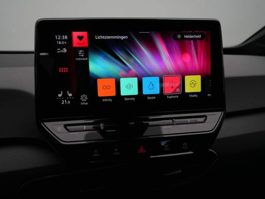 Volkswagen ID.3 Life 58 kWh Navigatie Pdc Stoelverwarming Acc Demo TH ActivLease financial lease