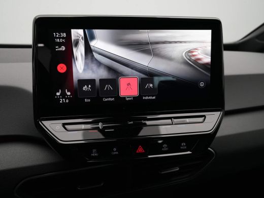 Volkswagen ID.3 Life 58 kWh Navigatie Pdc Stoelverwarming Acc Demo TH ActivLease financial lease