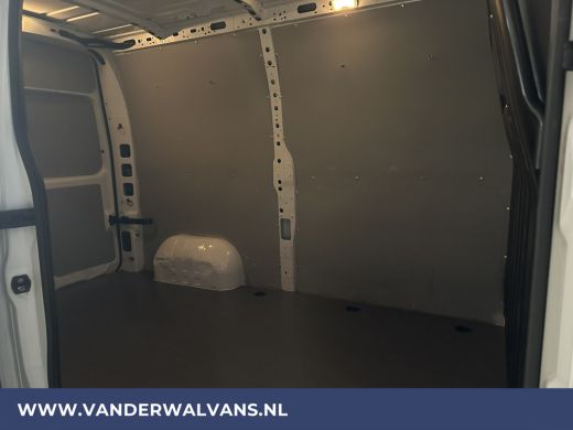 Opel Movano 2.3 Turbo 150pk L2H2 Euro6 Airco | Leder | 2500kg Trekhaak | Navigatie | Camera cruisecontrol, pa... ActivLease financial lease