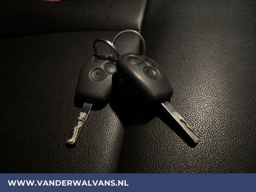 Opel Movano 2.3 Turbo 150pk L2H2 Euro6 Airco | Leder | 2500kg Trekhaak | Navigatie | Camera cruisecontrol, pa... ActivLease financial lease
