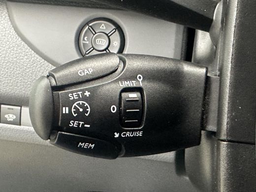 Opel Vivaro 2.0 CDTI L3H1 Innovation | Navigatie | Sidebars | Head-Up | Trekhaak ActivLease financial lease