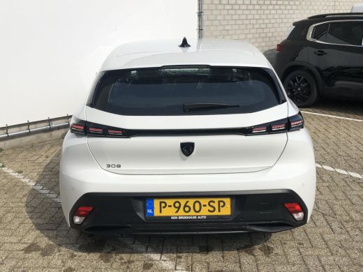 Peugeot 308 1.2 PureTech Active Pack Business | AGR Stoel | Navigatie | Stoelverwarming | Cruise Control ActivLease financial lease