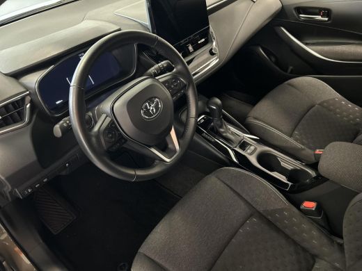Toyota Corolla Touring Sports Hybrid 140 Active ActivLease financial lease