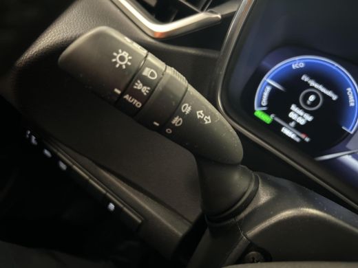 Toyota Corolla Touring Sports Hybrid 140 Active ActivLease financial lease