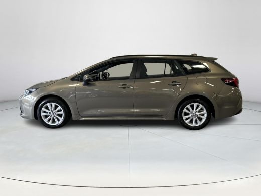 Toyota Corolla Touring Sports Hybrid 140 Active ActivLease financial lease
