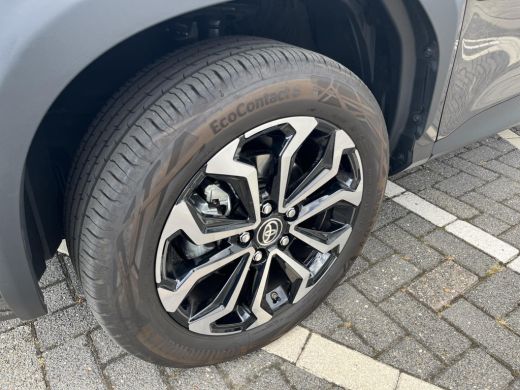 Toyota Yaris Cross 1.5 Hybrid 115 First Edition ActivLease financial lease