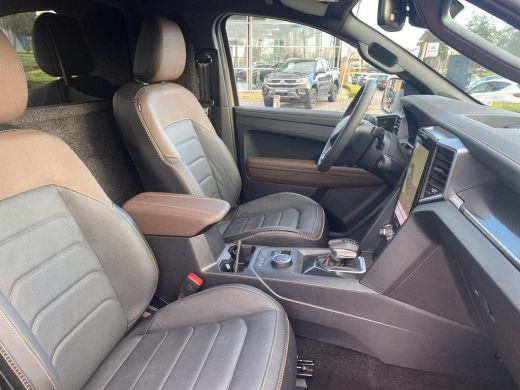Volkswagen Amarok 3.0 TDI 4Motion Double Cab PanAmericana | Adapt. Cruise | 360° View | Trekhaak | Leder | ActivLease financial lease