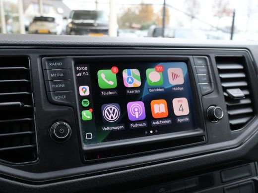 Volkswagen Crafter 35 2.0 TDI 140 PK L3H3 + 3000 KG TREKHAAK + NAVIGATIE / CAMERA / DAB / APPLE CARPLAY ActivLease financial lease