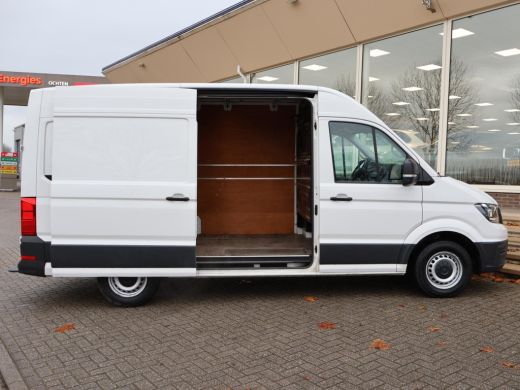 Volkswagen Crafter 35 2.0 TDI 140 PK L3H3 + 3000 KG TREKHAAK + NAVIGATIE / CAMERA / DAB / APPLE CARPLAY ActivLease financial lease