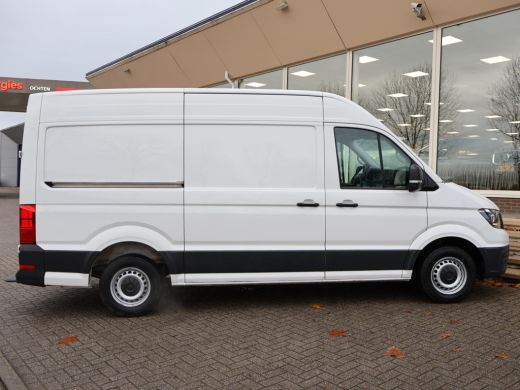 Volkswagen Crafter 35 2.0 TDI 140 PK L3H3 + 3000 KG TREKHAAK + NAVIGATIE / CAMERA / DAB / APPLE CARPLAY ActivLease financial lease