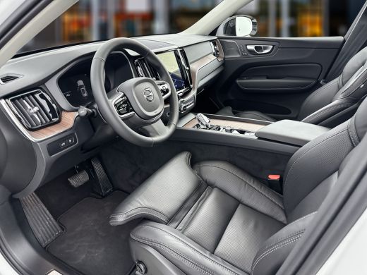 Volvo  XC60 Recharge T6 AWD Plus Dark | 20" | Nappa leder | Ventileerbare massagestoelen | Full LED | 360 Cam... ActivLease financial lease