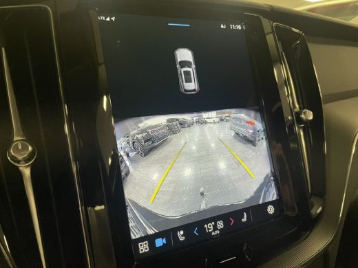 Volvo  XC60 T6 AWD Recharge Plus Dark | Trekhaak | Adaptieve Cruise Control | Parkeercamera | Voorverwarming ... ActivLease financial lease