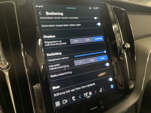 Volvo  XC60 T6 AWD Recharge Plus Dark | Trekhaak | Adaptieve Cruise Control | Parkeercamera | Voorverwarming ... ActivLease financial lease
