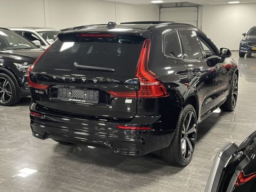 Volvo  XC60 T6 AWD Recharge Plus Dark | Trekhaak | Adaptieve Cruise Control | Parkeercamera | Voorverwarming ... ActivLease financial lease