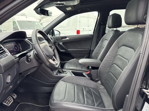 Volkswagen Tiguan Allspace 1.5 TSI R-Line Business 7p. | Automaat | Trekhaak | Keyless | Panoramadak | Navigatie | Winterpak... ActivLease financial lease