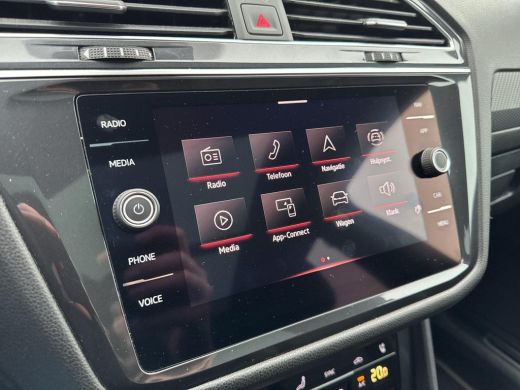 Volkswagen Tiguan Allspace 1.5 TSI R-Line Business 7p. | Automaat | Trekhaak | Keyless | Panoramadak | Navigatie | Winterpak... ActivLease financial lease