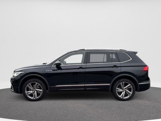 Volkswagen Tiguan Allspace 1.5 TSI R-Line Business 7p. | Automaat | Trekhaak | Keyless | Panoramadak | Navigatie | Winterpak... ActivLease financial lease