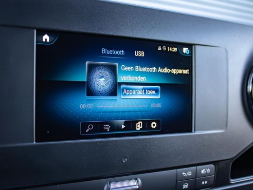 Mercedes Sprinter 317 1.9 CDI L3H2 RWD 170 PK Automaat Trekhaak 3,5T, navigatie, led koplampen, hydraulische stoel,... ActivLease financial lease