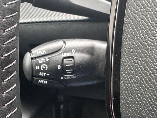 Peugeot 208 1.2 PureTech Active Pack | Navigatie by App | Carplay | Airco | Lichtmetalen velgen ActivLease financial lease