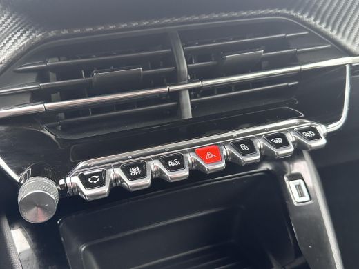 Peugeot 208 1.2 PureTech Active Pack | Navigatie by App | Carplay | Airco | Lichtmetalen velgen ActivLease financial lease