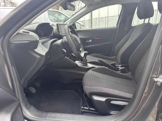 Peugeot 208 1.2 PureTech Active Pack | Navigatie by App | Carplay | Airco | Lichtmetalen velgen ActivLease financial lease