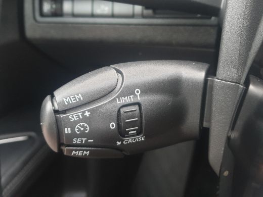 Peugeot 5008 1.2 PureTech Blue Lease Premium | Navigatie | Camera | Cruise Control ActivLease financial lease