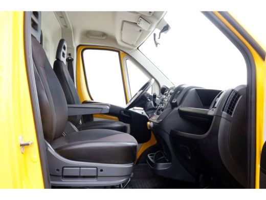 Peugeot Boxer 335 2.0 BlueHDI 130pk Euro6 L2H2 Premium Airco 11-2018 ActivLease financial lease