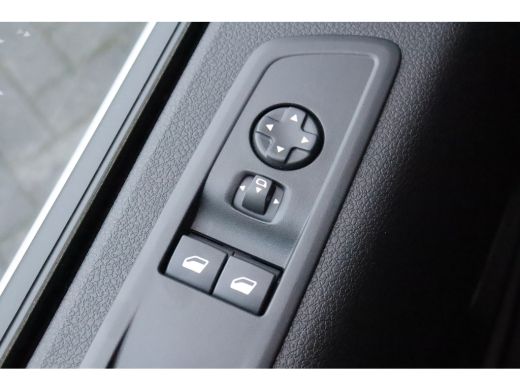 Peugeot Expert Peugeot Standaard | 16" stalen velgen | Elektrisch bedienbare en verwarmbare buitenspiegels | Get... ActivLease financial lease