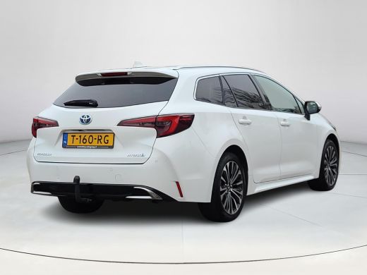 Toyota Corolla Touring Sports Hybrid 200 Business Plus Model 2023 | Trekhaak | Apple CarPlay (draadloos) | Rijklaarprijs incl. ... ActivLease financial lease