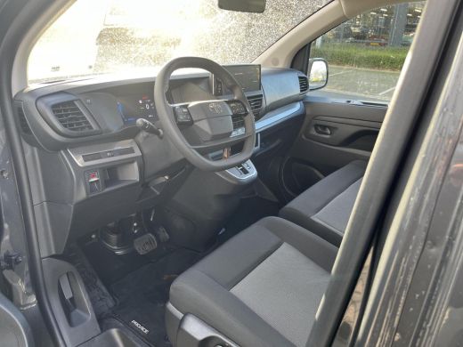 Toyota PROACE Electric Worker Challenger Extra Range L1 75 kWh Toyota PROACE Electric Worker Challenger Extra Range 75 kWh ActivLease financial lease