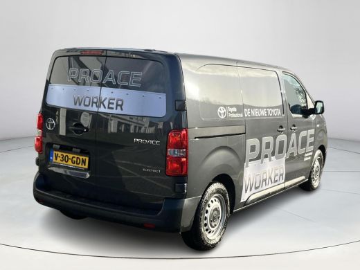 Toyota PROACE Electric Worker Challenger Extra Range L1 75 kWh Toyota PROACE Electric Worker Challenger Extra Range 75 kWh ActivLease financial lease
