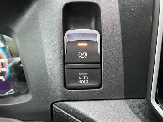 Volkswagen Crafter 35 2.0 TDI L3H3 | 5J Fabrieksgarantie | Automaat | LED | ERGO | MJ 2025 | BPM Vrij | ActivLease financial lease