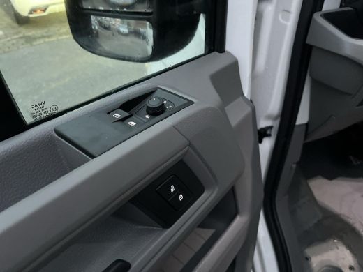 Volkswagen Crafter 35 2.0 TDI L3H3 Trendline | LED | Achteruitrijcamera | Cruise | BPM Vrij | ActivLease financial lease