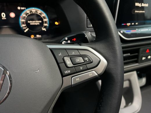 Volkswagen Crafter 35 2.0 TDI L3H3 Trendline | LED | Achteruitrijcamera | Cruise | BPM Vrij | ActivLease financial lease
