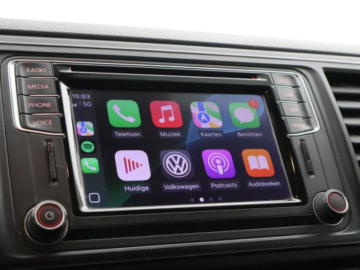 Volkswagen Transporter 2.0 TDI 150 PK L2H1 HIGHLINE + LED / ADAPTIVE CRUISE / 2500 KG TREKHAAK / APPLE CARPLAY ActivLease financial lease