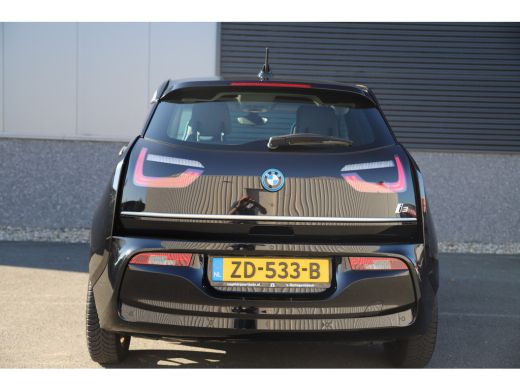 BMW i3 Executive 120Ah /42 kWh/Schuifdak/H-Kardon/W-Pomp/Camera/3-fase ActivLease financial lease