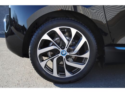 BMW i3 Executive 120Ah /42 kWh/Schuifdak/H-Kardon/W-Pomp/Camera/3-fase ActivLease financial lease