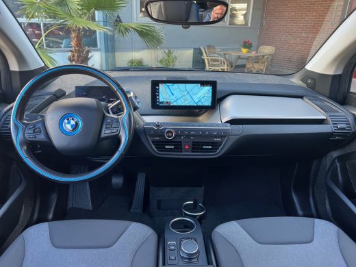BMW i3 Executive 120Ah /42 kWh/Schuifdak/H-Kardon/W-Pomp/Camera/3-fase ActivLease financial lease