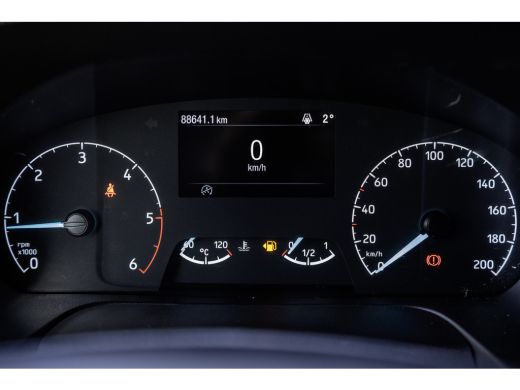 Ford Transit 2.0 TDCI L3H2 | Euro 6 | 130 PK | Diertransport / Huisdiervervoer | Cruise | Airco | Camera | PDC ActivLease financial lease