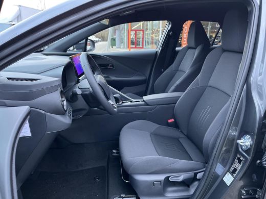 Toyota C-HR 2.0 Plug-in Hybrid 220 First Edition ActivLease financial lease