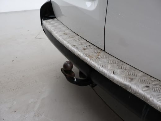 Toyota ProAce Worker 2.0 D-4D LONG NAVIGATOR + TREKHAAK / IMPERIAAL / NAVIGATIE / CRUISE CONTROL ActivLease financial lease
