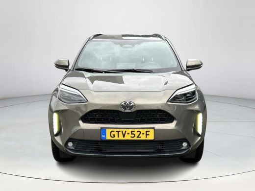 Toyota Yaris Cross 1.5 Hybrid 115 First Edition **NAVIGATIE/ STUUR- EN STOELVERWARMING/ DODEHOEKDETECTIE/ 36 MAANDEN... ActivLease financial lease