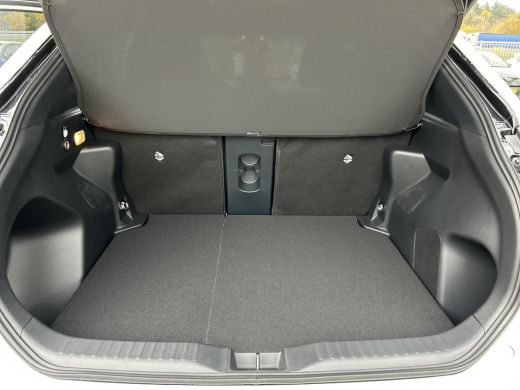 Toyota Yaris Cross 1.5 Hybrid 130 Launch Edition ActivLease financial lease