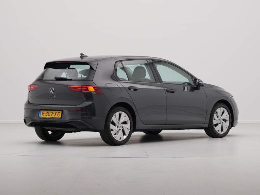 Volkswagen Golf 1.0 TSI 90pk Navi via App Pdc Clima Acc 315 ActivLease financial lease