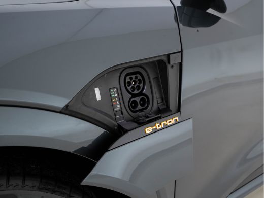 Audi e-tron Sportback 55 Quattro Business edition 95 kWh [ 3-Fase ] (INCL-BTW) *DIGI-COCKPIT | FULL-LED | MEMORY-PACK |... ActivLease financial lease