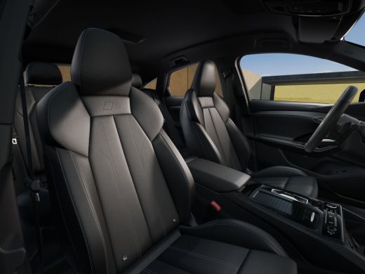 Audi Q6 Sportback e-tron S edition e-tron 83Kwh 185 kW / 252 PK Sportback Elektrische aandrijving ActivLease financial lease
